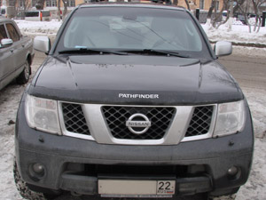 Дефлектор капота Nissan Pathfinder 2004 - 2010.