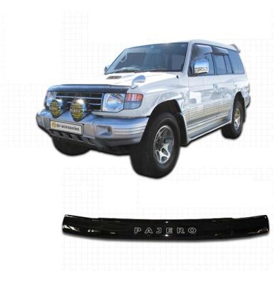 Дефлектор капота Classic черный Mitsubishi Pajero 1992 - 2000.