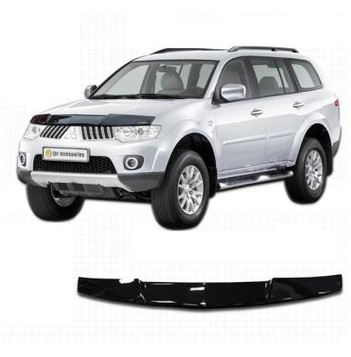 Дефлектор капота Classic черный Mitsubishi Pajero Sport 2008.