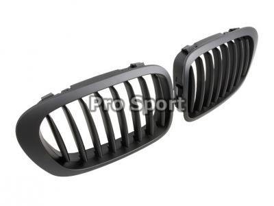 Решетка радиатора.