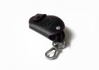 Иконка:Брелок(кожаный чехол) для четырёхкнопочного ключа Infiniti с фиолетовой нитью .